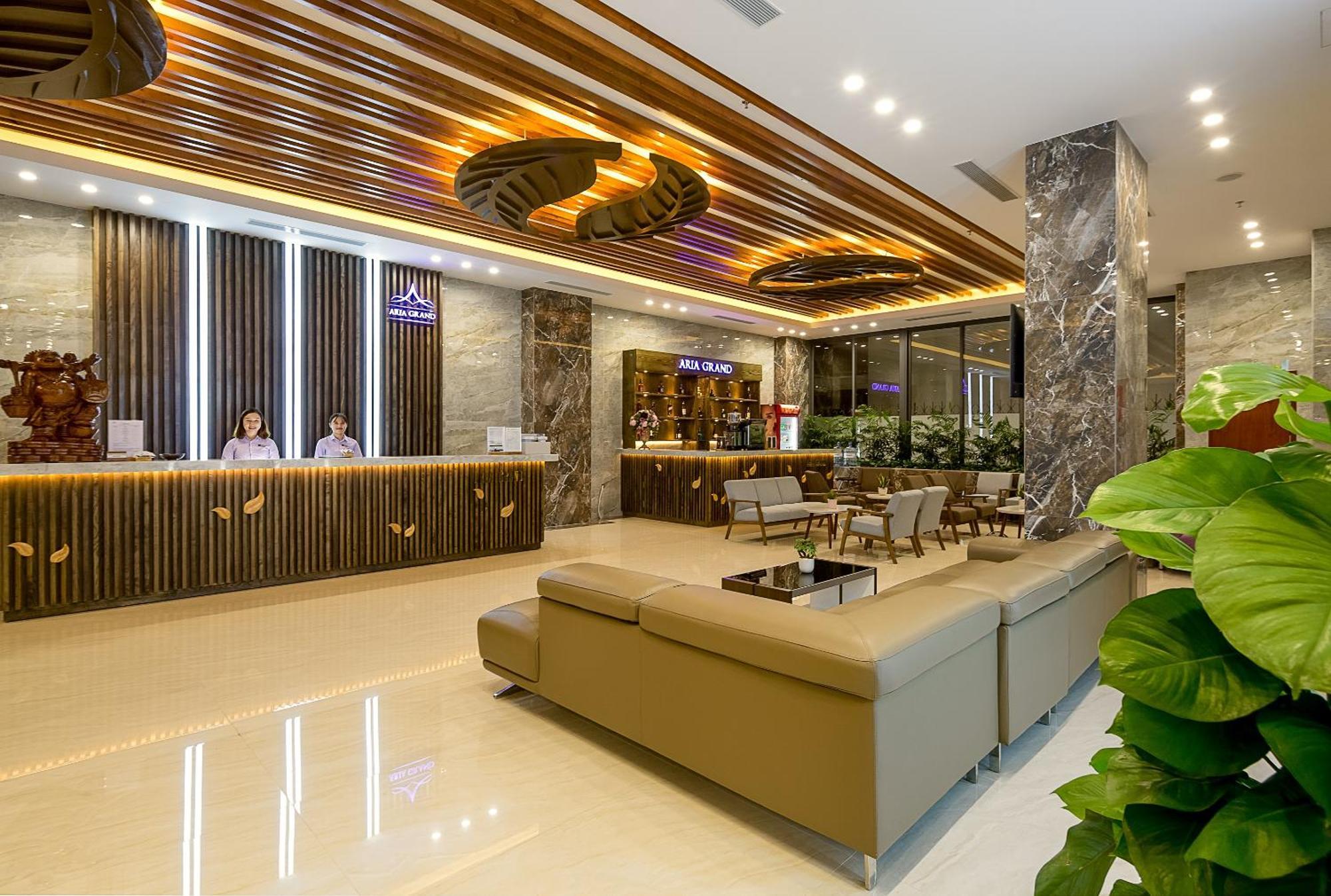 Aria Grand Hotel & Spa Дананг Екстериор снимка